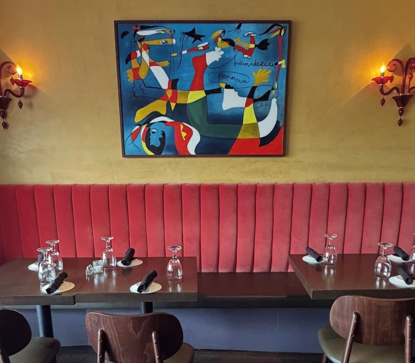 Quattro Pazzi dining room